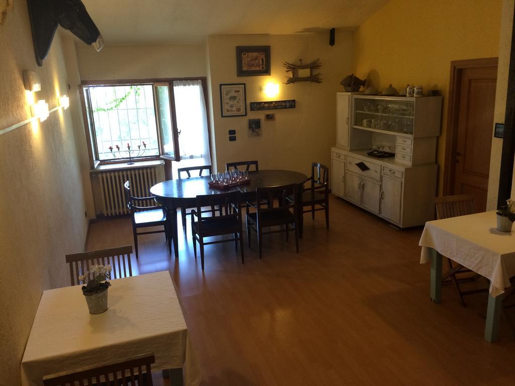 Fattoria Sequoia Bed & Breakfast Castagneto Po Exterior photo