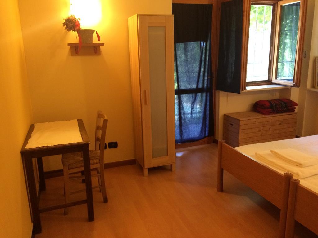 Fattoria Sequoia Bed & Breakfast Castagneto Po Room photo